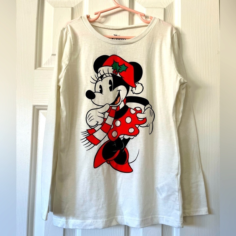 Disney Minnie Mouse holiday t-shirt